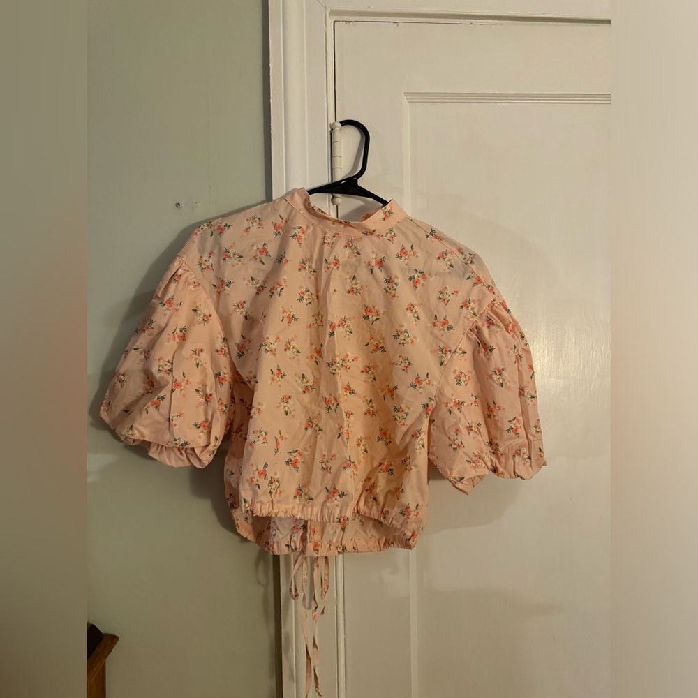 Anthropologie Floral Blouse. Size S.